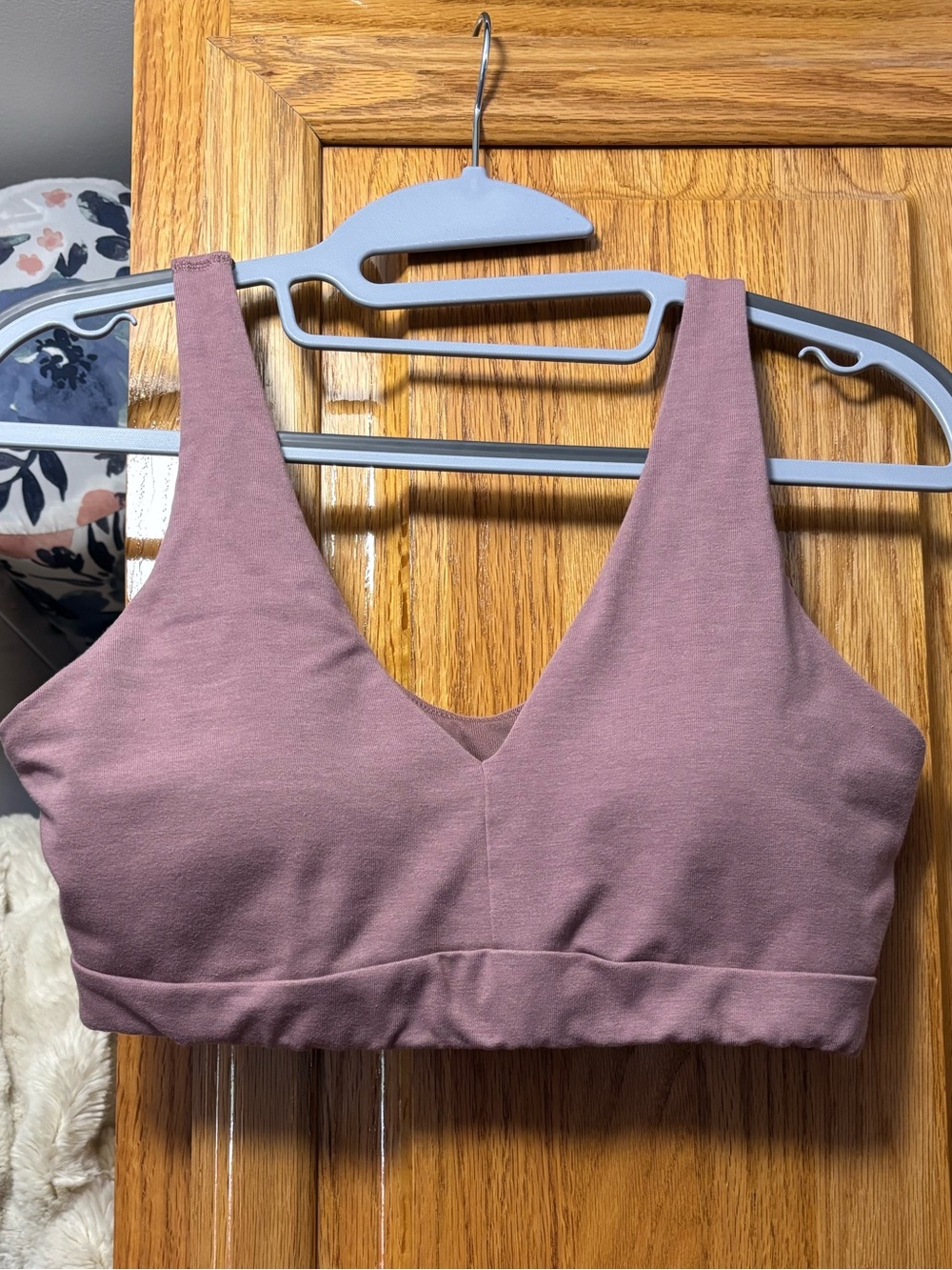 Old Navy Active Powerchill Mauve V-Neck Wireless Bralette